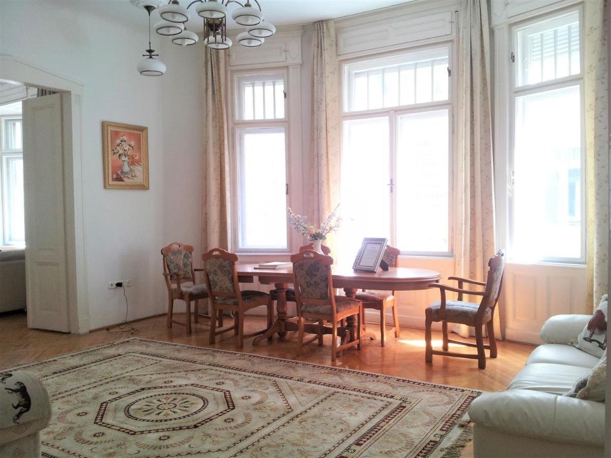 Apartamento Elegance In The Heart Budapest Exterior foto